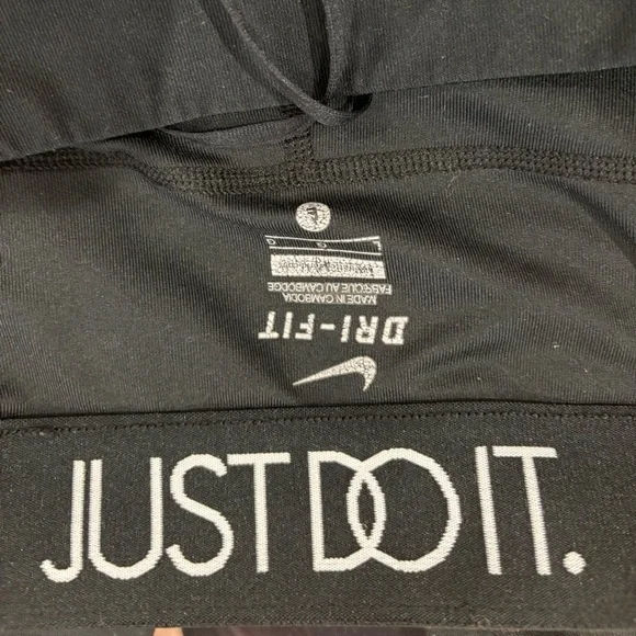 3 PIECES 90s NIKE DRI-FIT CROPPED LEGGINGS  PILATES, YOGO & BARRE CAPRI PANT L - Picture 8 of 11